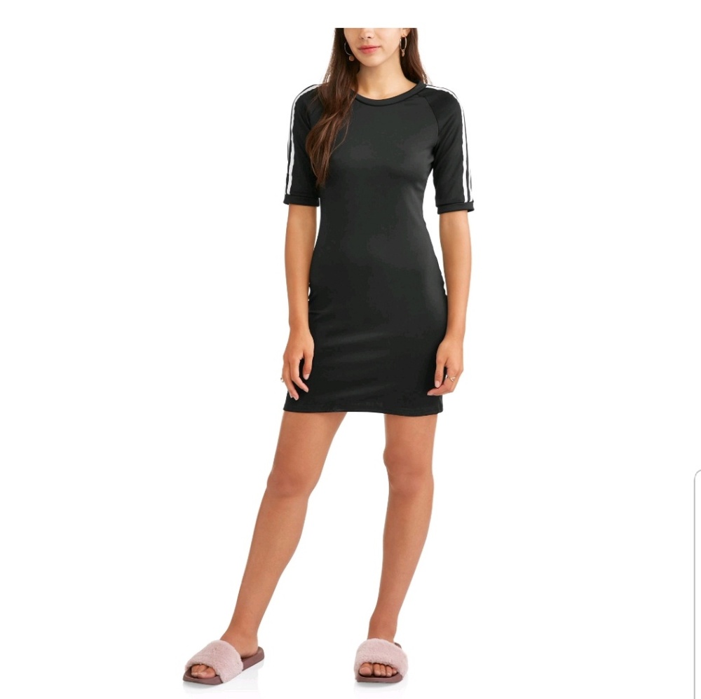 Poof juniors Techno Frabic dress size small